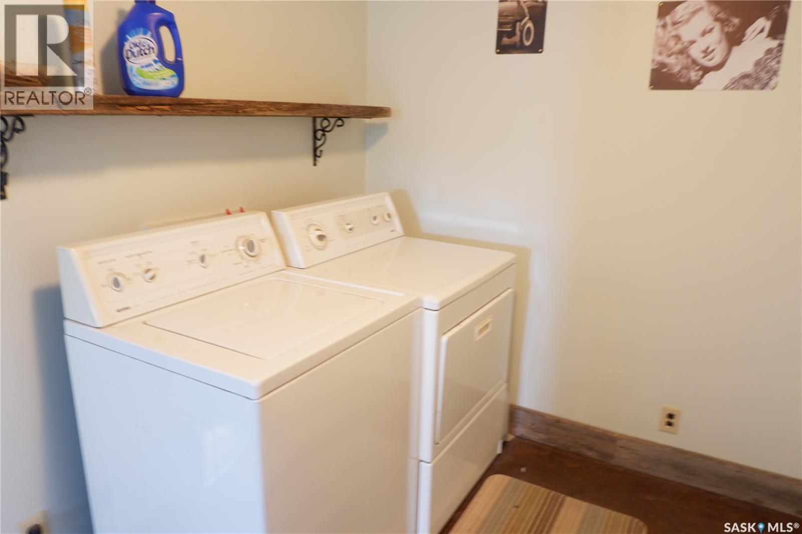 11 B Avenue Property Photo 10