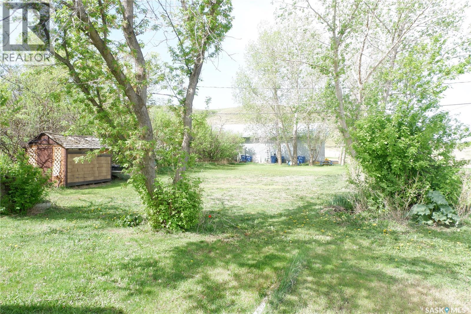 11 B Avenue Property Photo 20