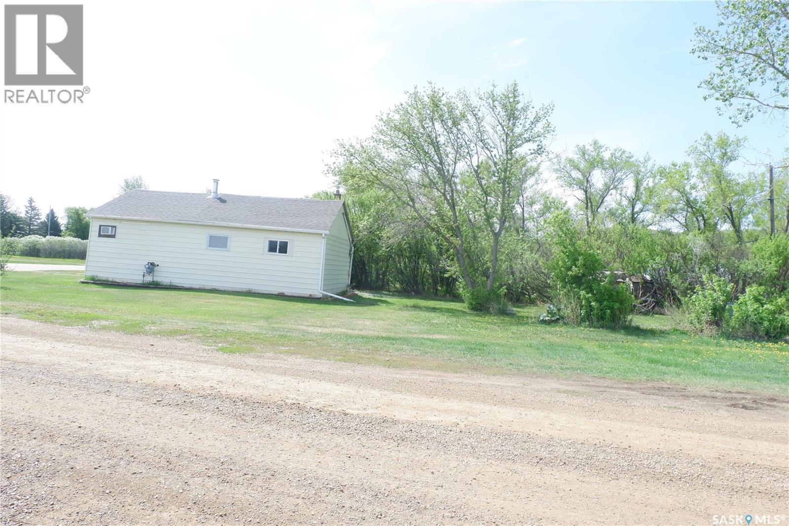 11 B Avenue Property Photo 26