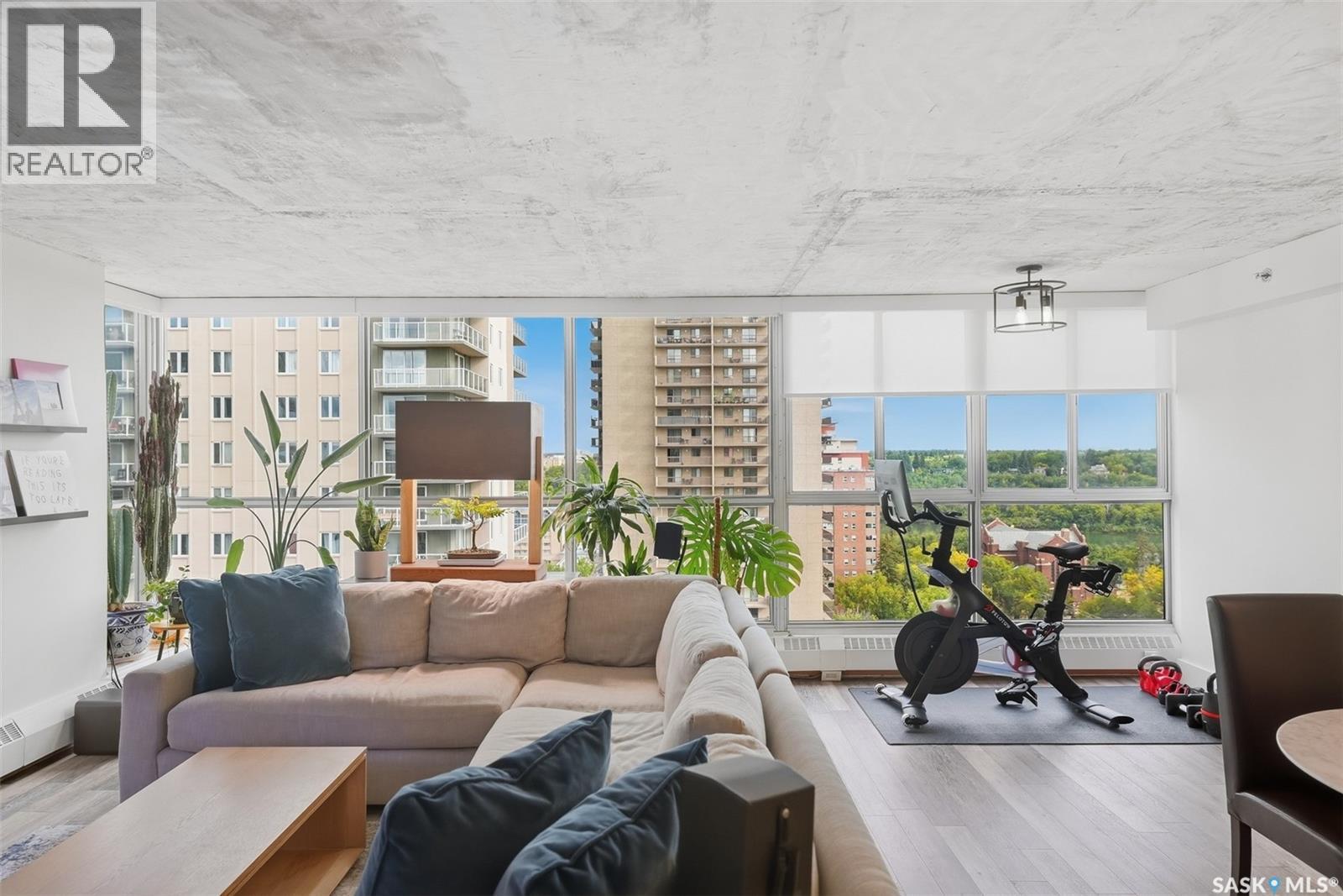 1702 315 5th Avenue N Property Photo 8