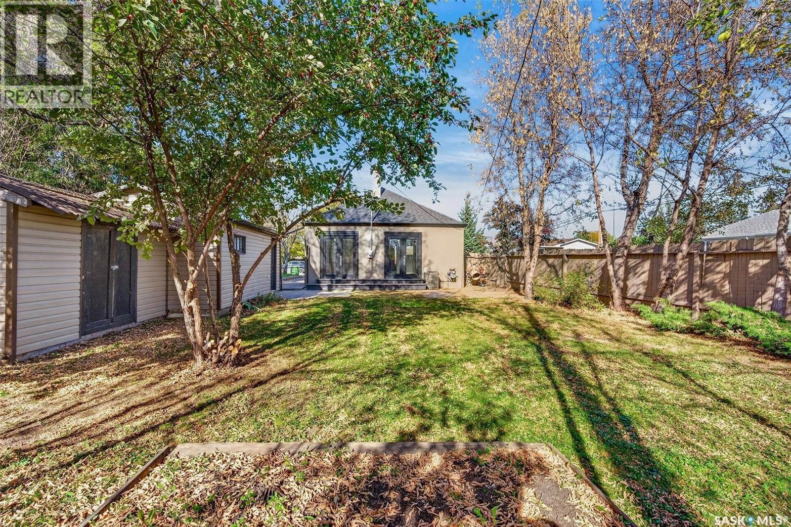 347 8th Street E Property Photo 46
