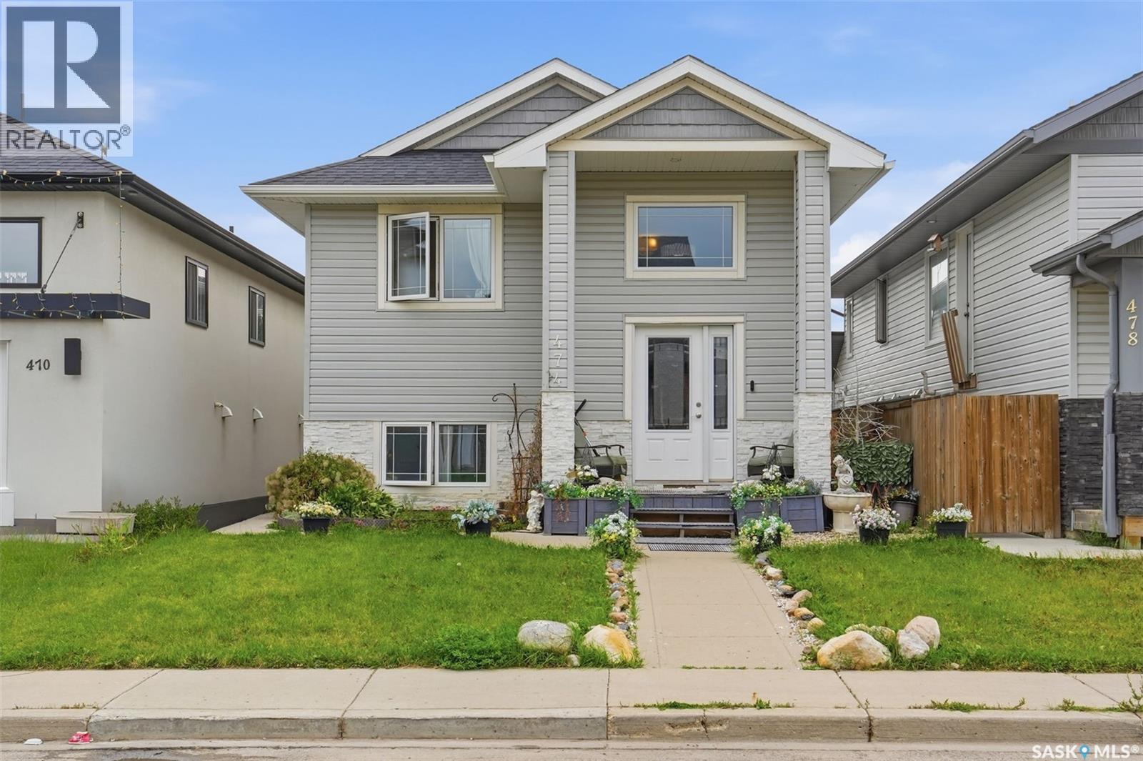 474 Kloppenburg Street Property Photo 1
