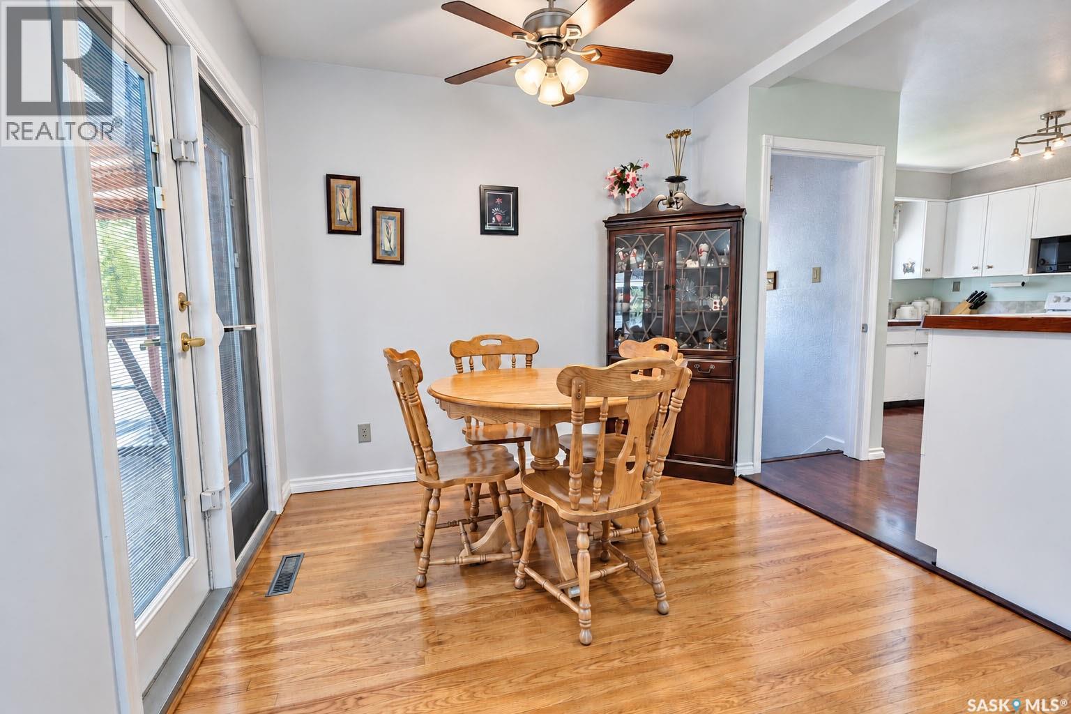 2338 Mcdonald Avenue Property Photo 9