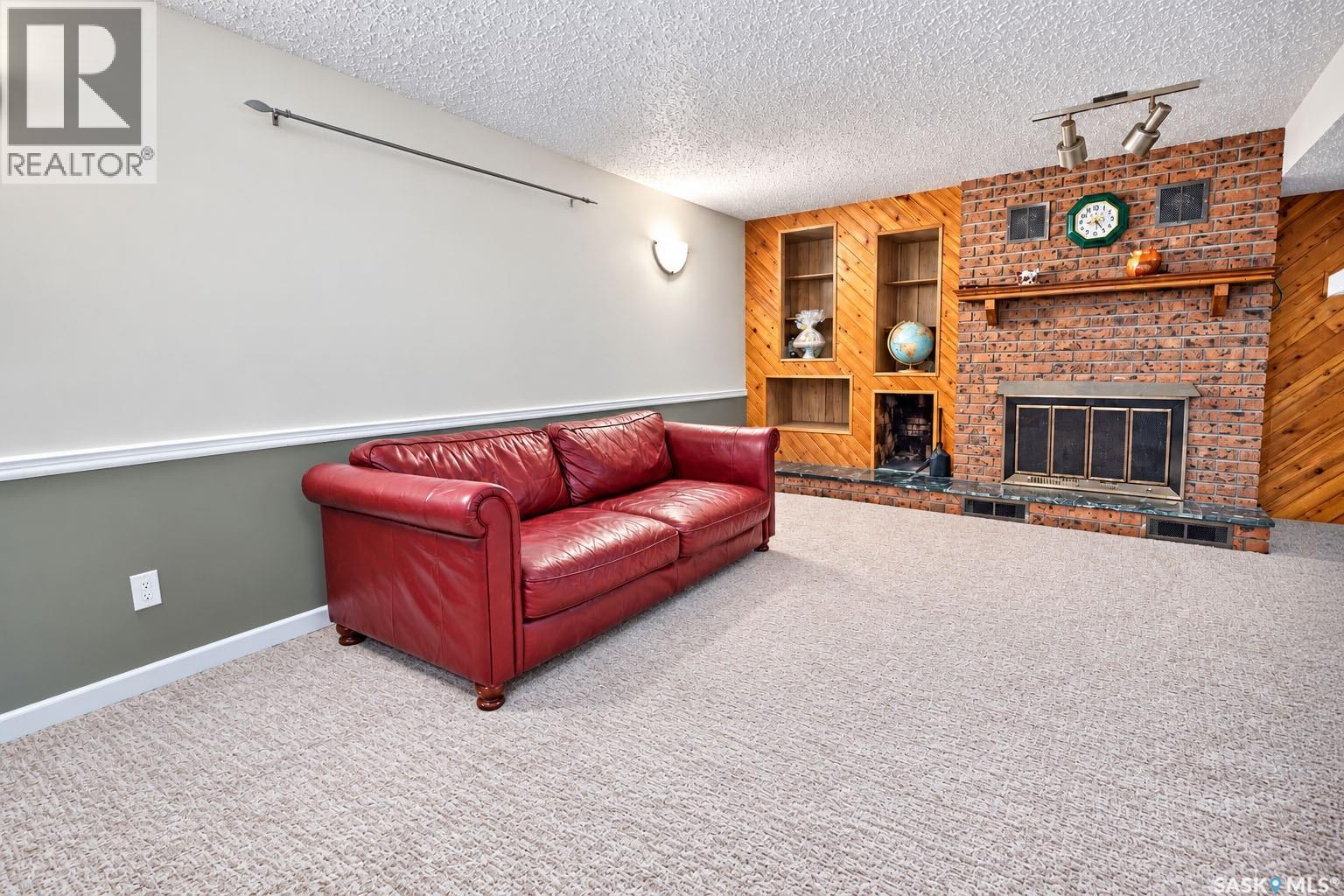 2338 Mcdonald Avenue Property Photo 19