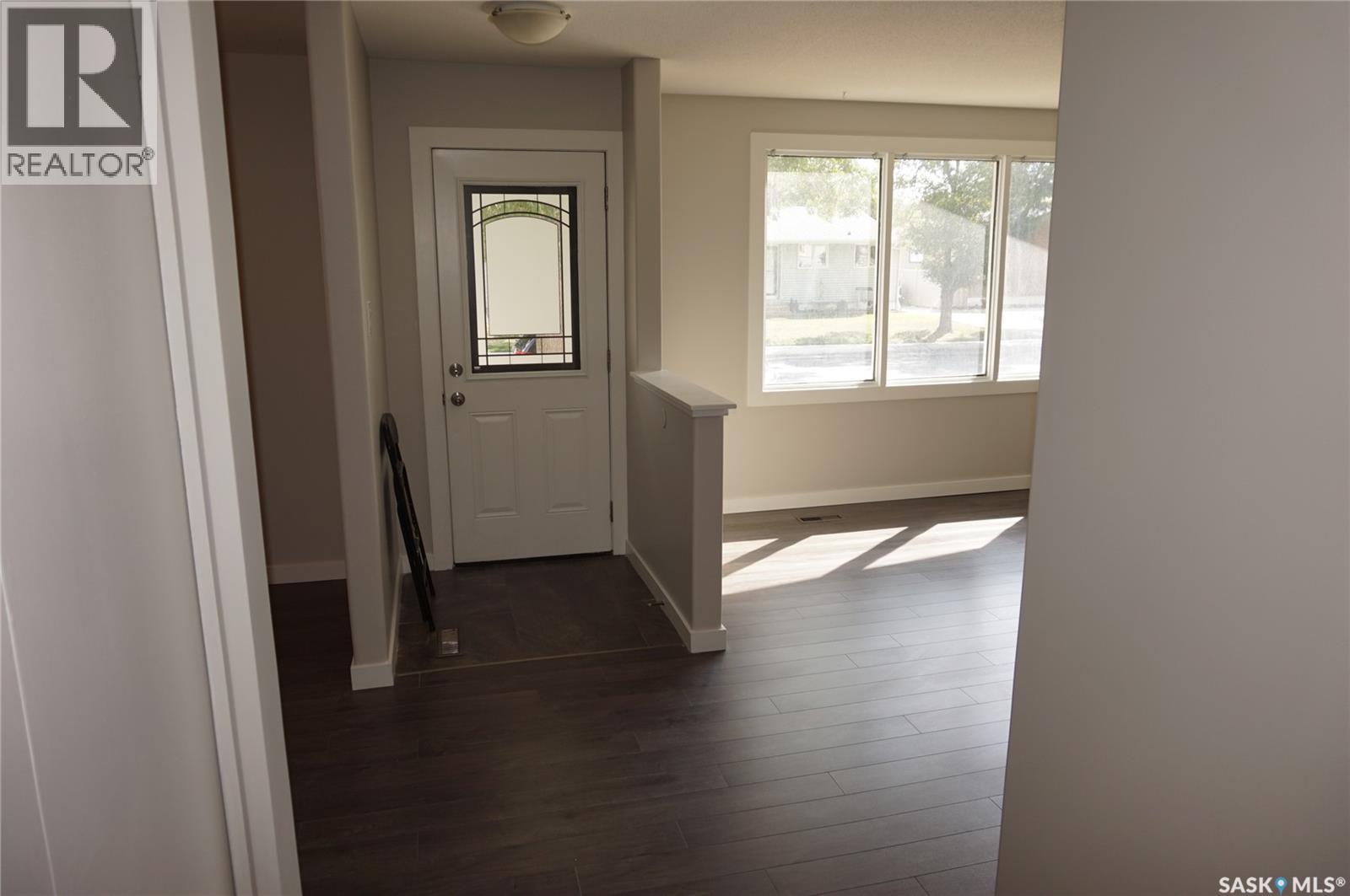 91 Plant Crescent Property Photo 3