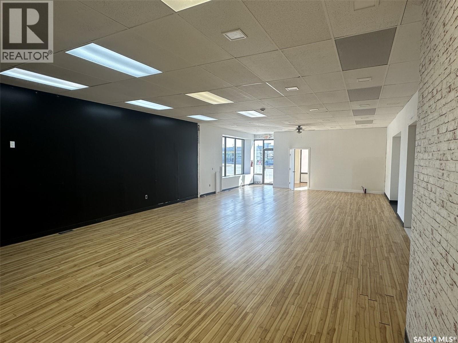 1 Broadway Street W Property Photo 3