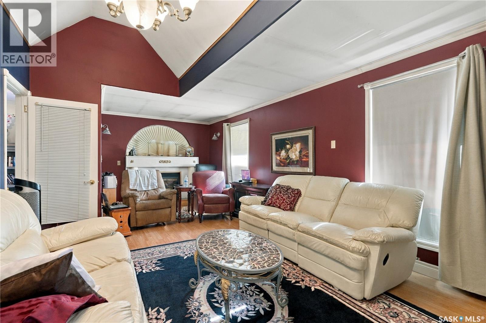 222 Williams Street Property Photo 3