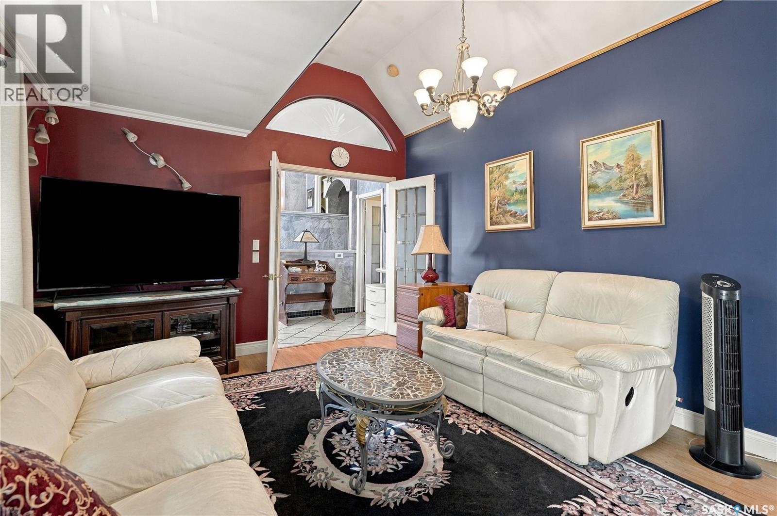 222 Williams Street Property Photo 5