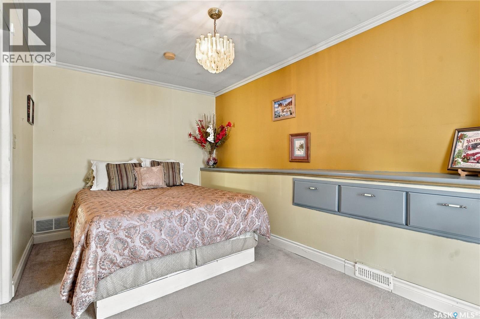 222 Williams Street Property Photo 7
