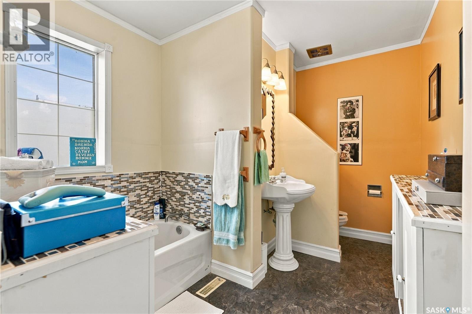 222 Williams Street Property Photo 25