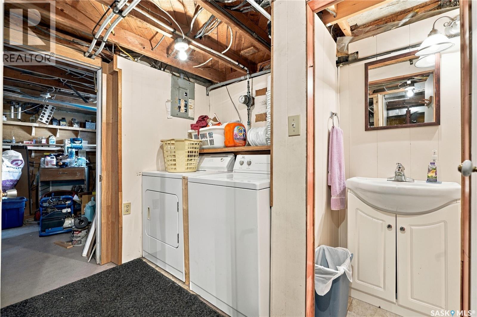 222 Williams Street Property Photo 34