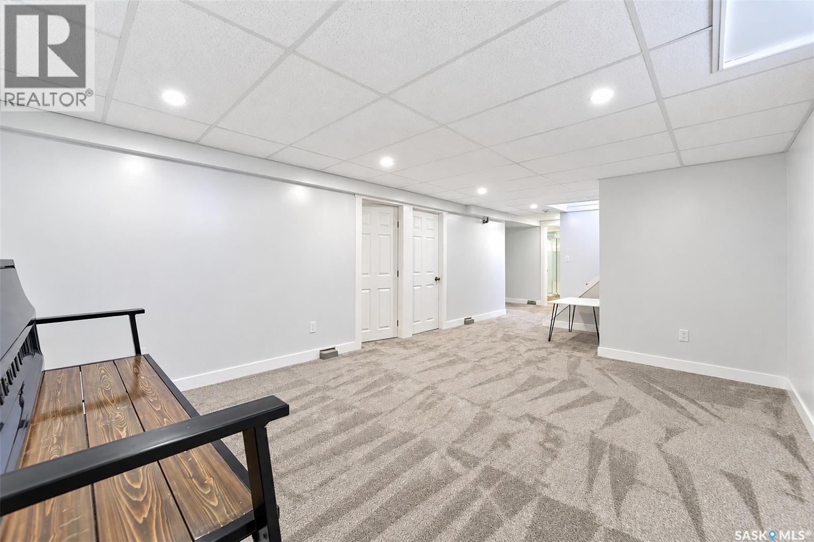123 2nd Avenue E Property Photo 37