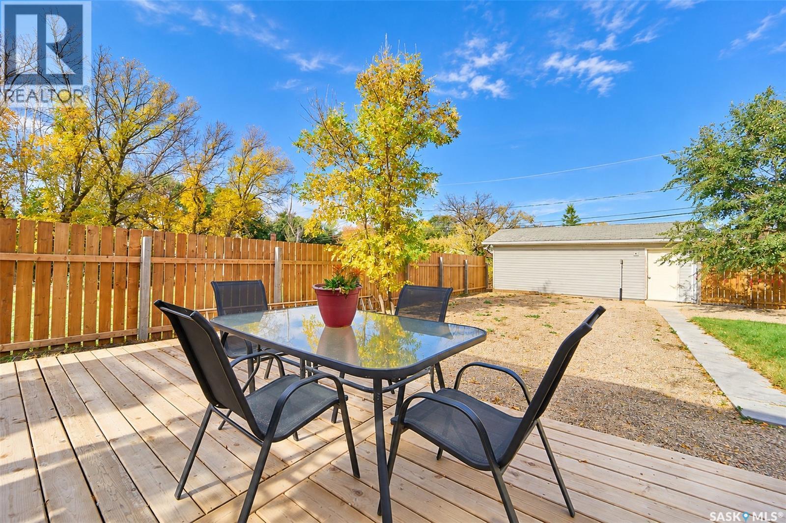 123 2nd Avenue E Property Photo 52