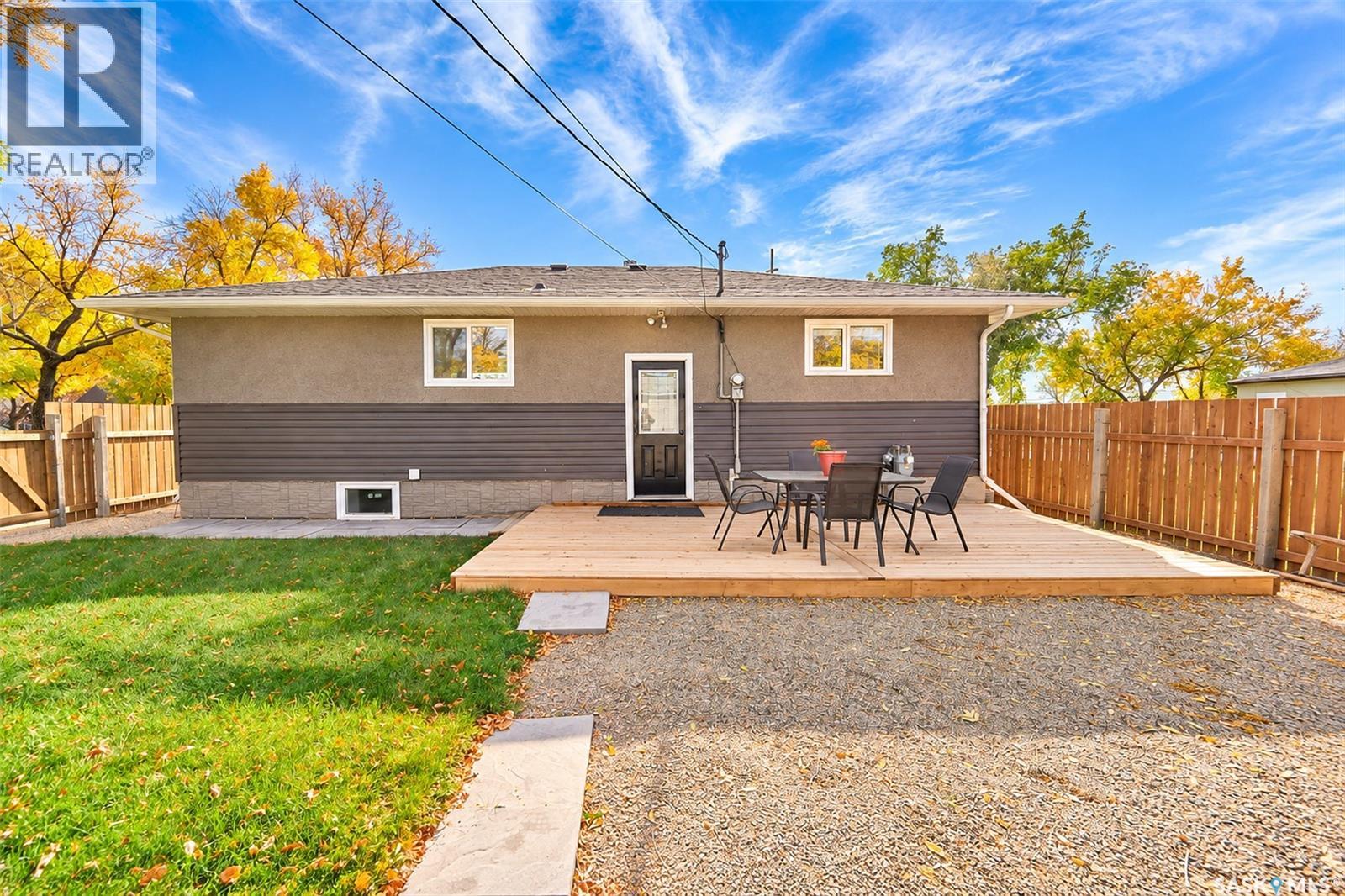 123 2nd Avenue E Property Photo 53