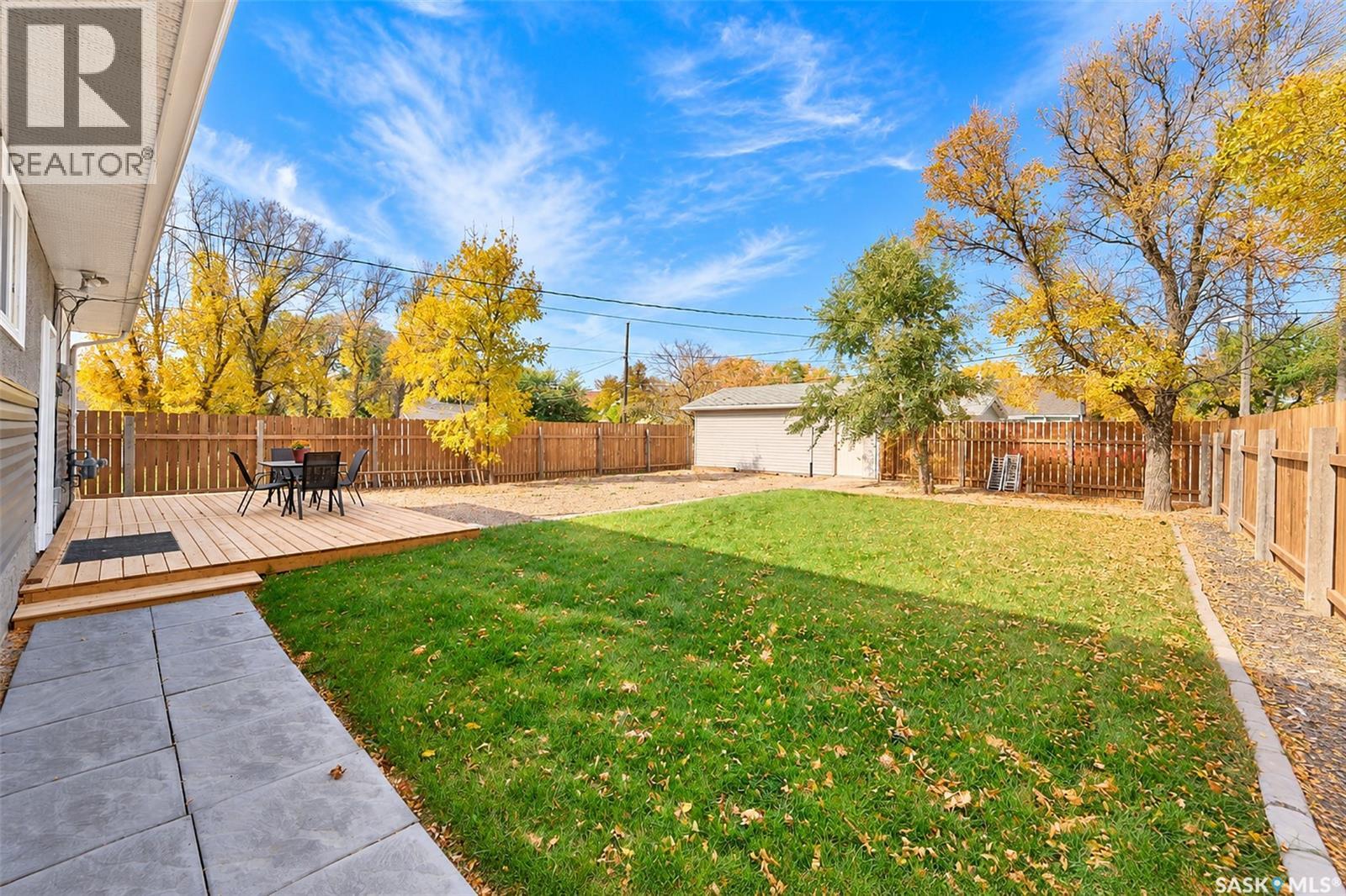 123 2nd Avenue E Property Photo 54