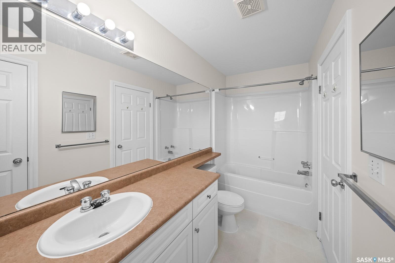 98 118 Pawlychenko Lane Property Photo 19