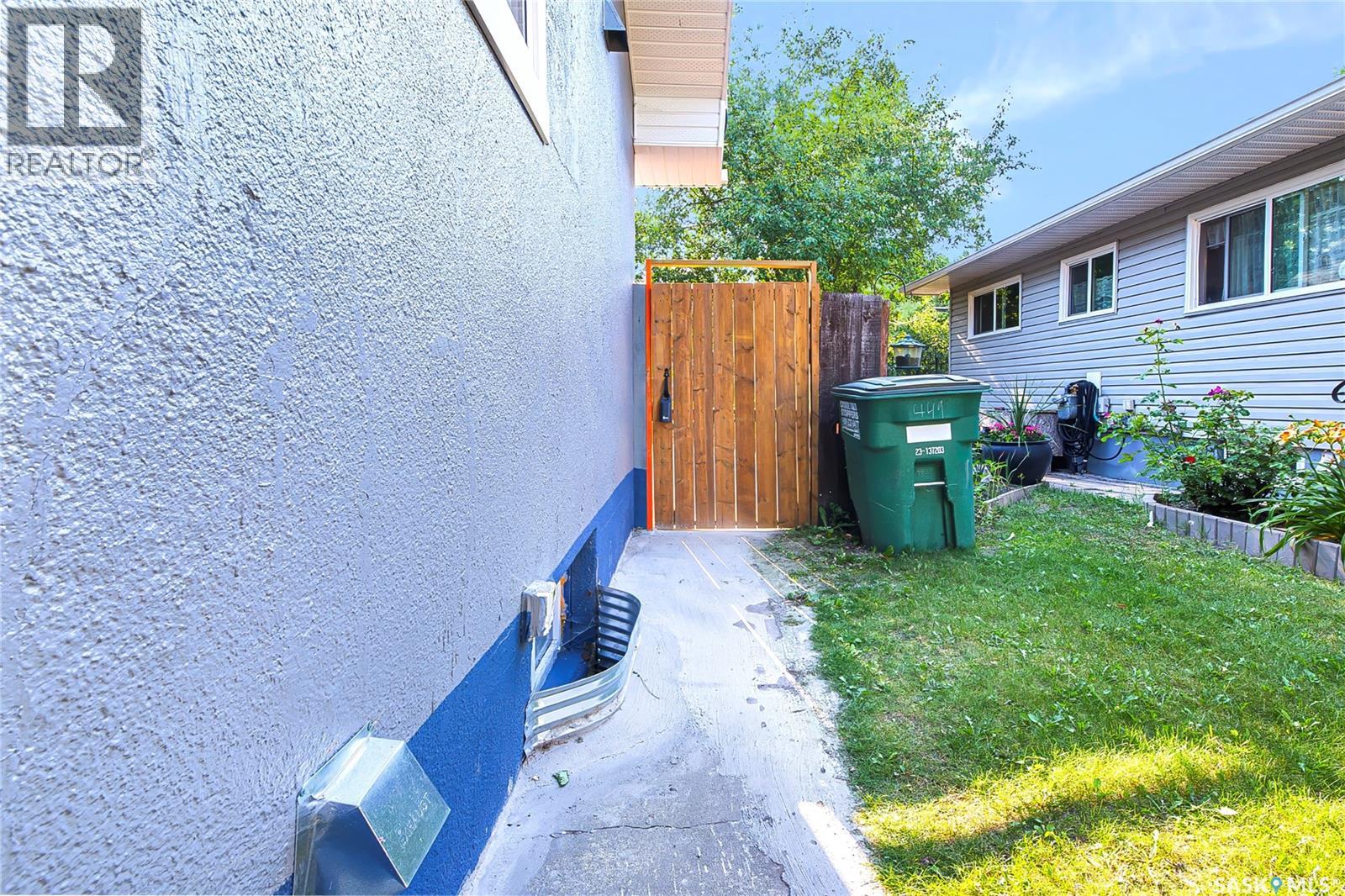 451 R Avenue S Property Photo 37