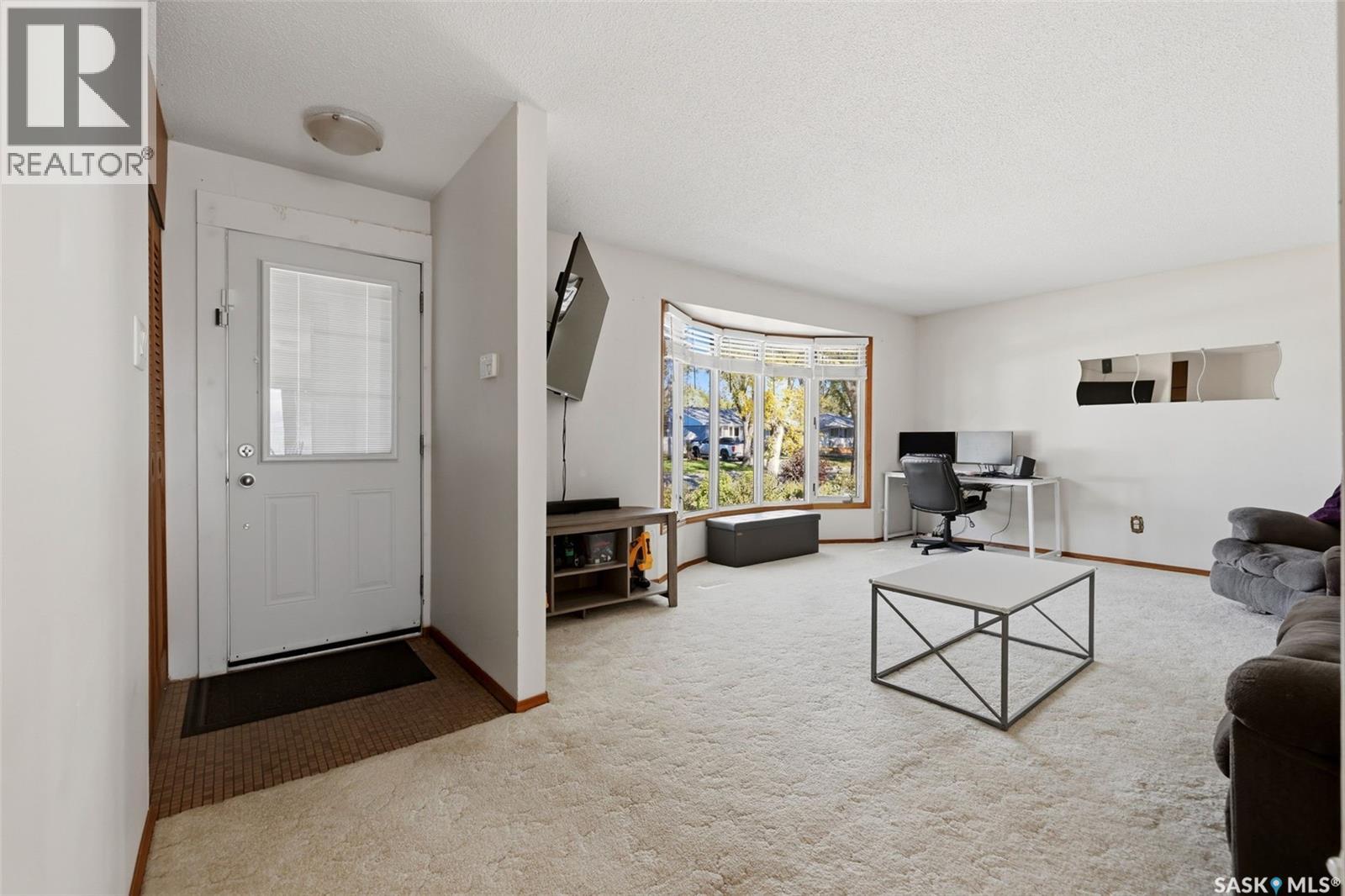111 Elmview Road Property Photo 4