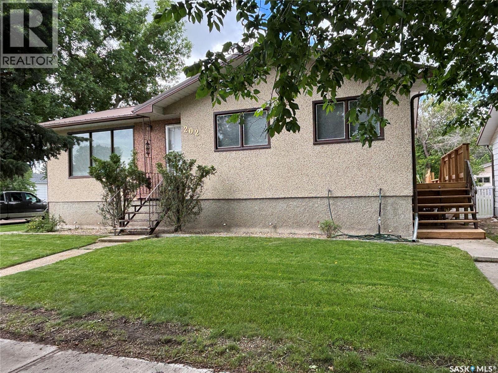 202 Herbert Street Property Photo 2