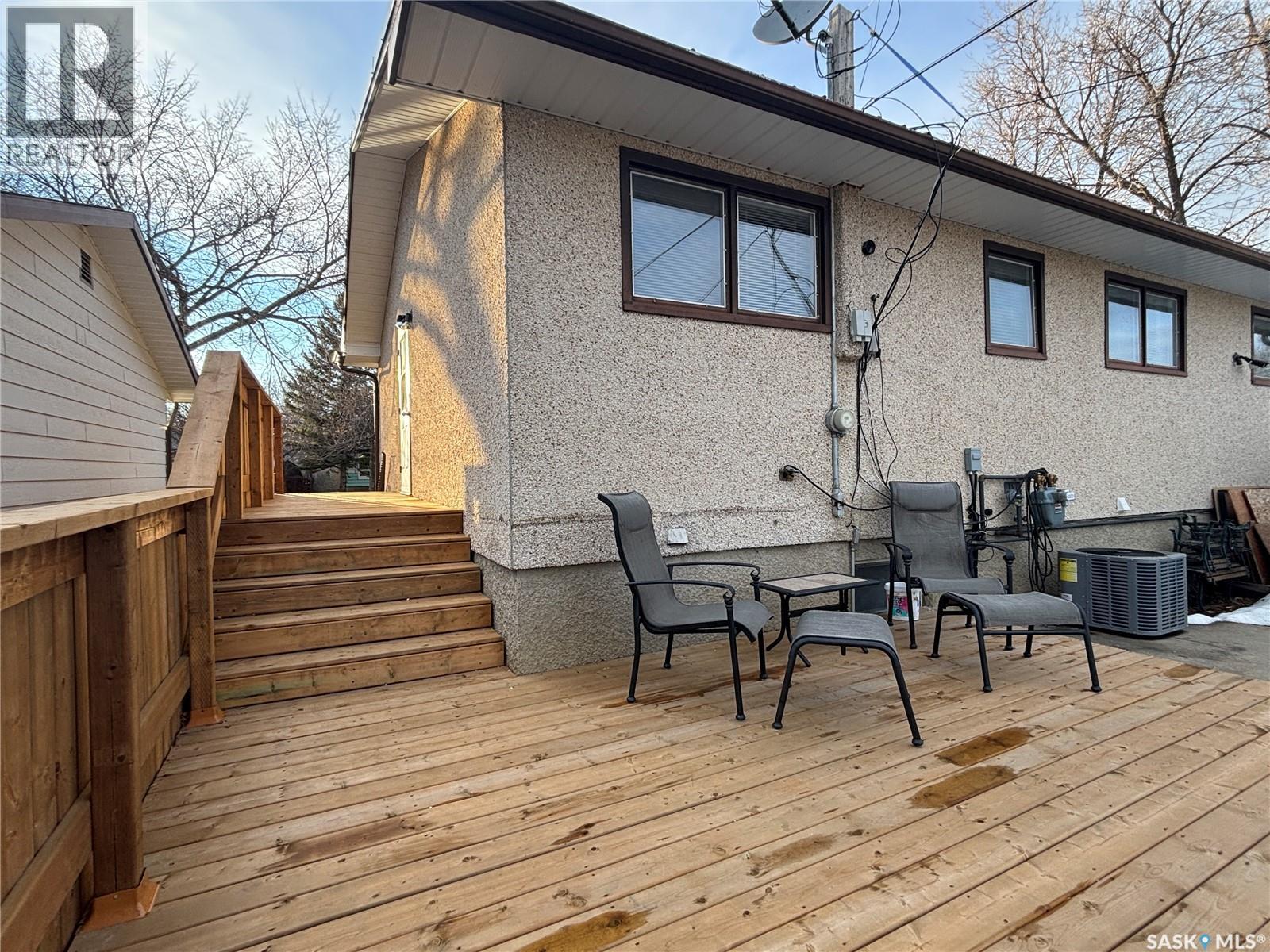 202 Herbert Street Property Photo 6
