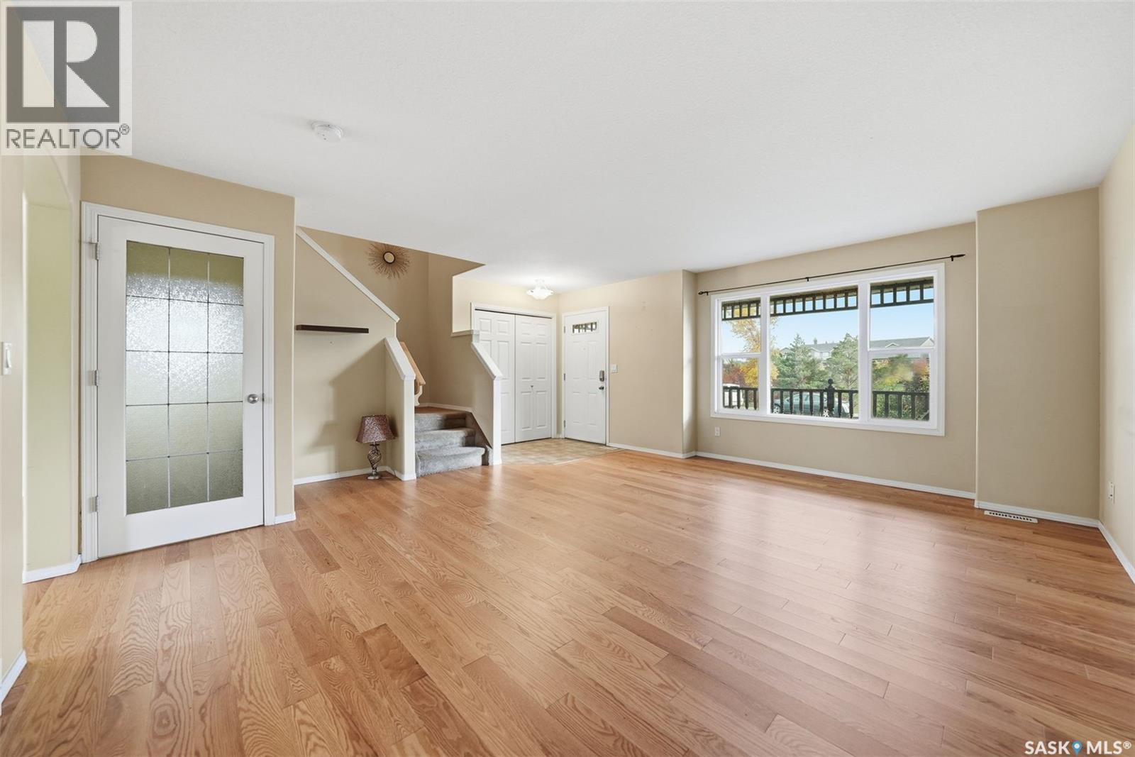 110 East Hampton Boulevard Property Photo 4