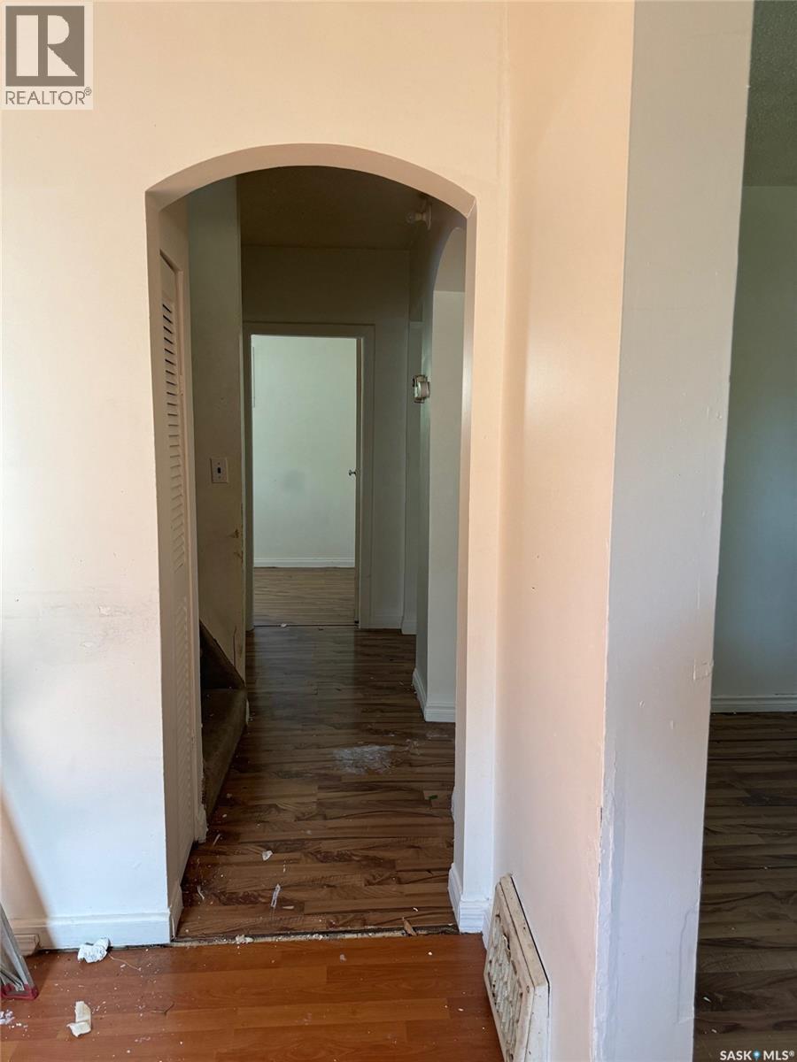 123 Windsor Avenue N Property Photo 10