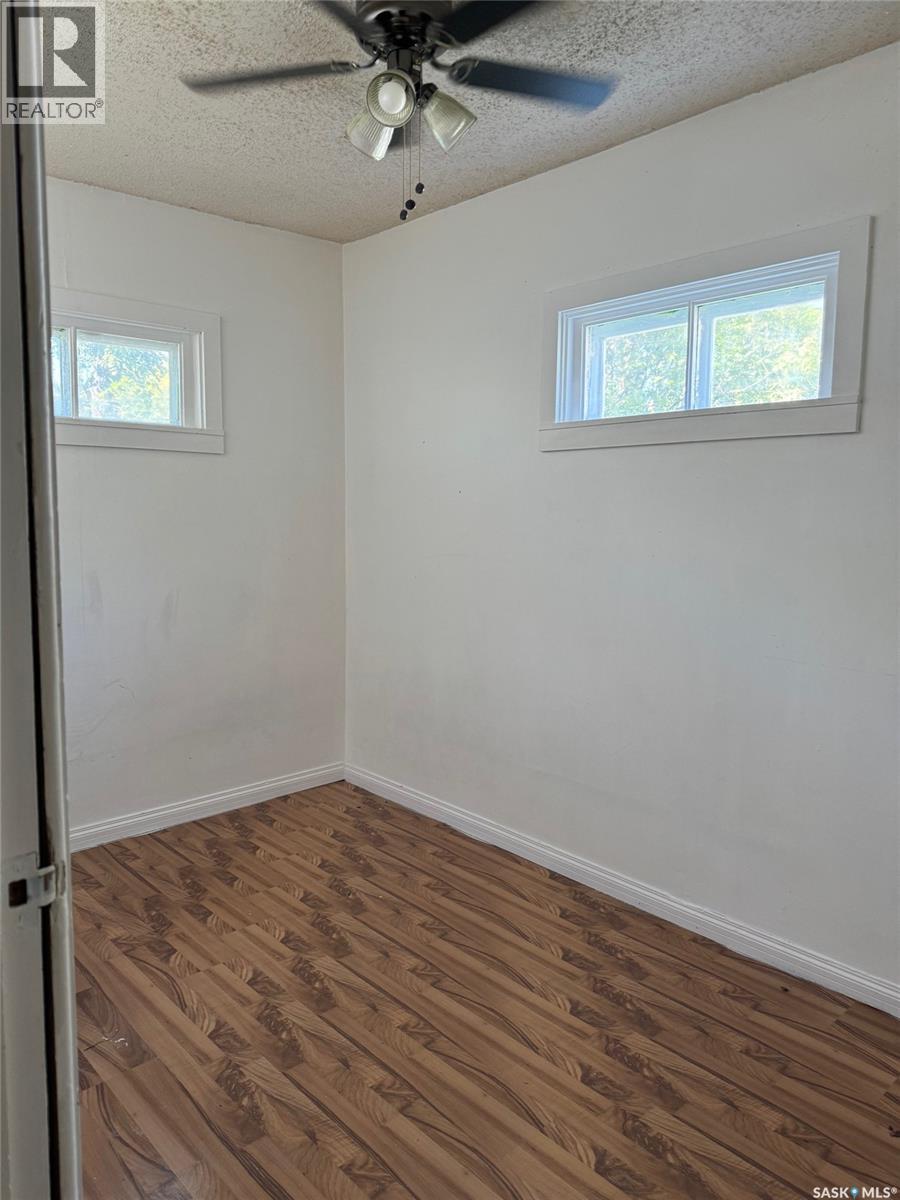 123 Windsor Avenue N Property Photo 13