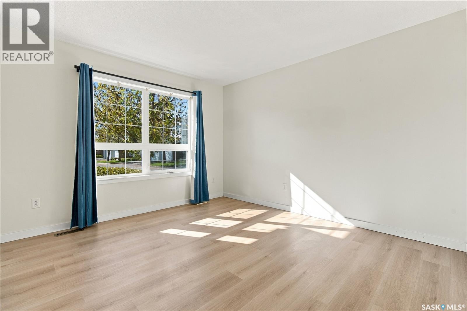 46 4901 Child Avenue Property Photo 3