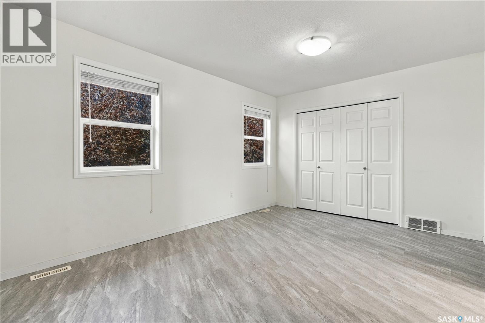 46 4901 Child Avenue Property Photo 28