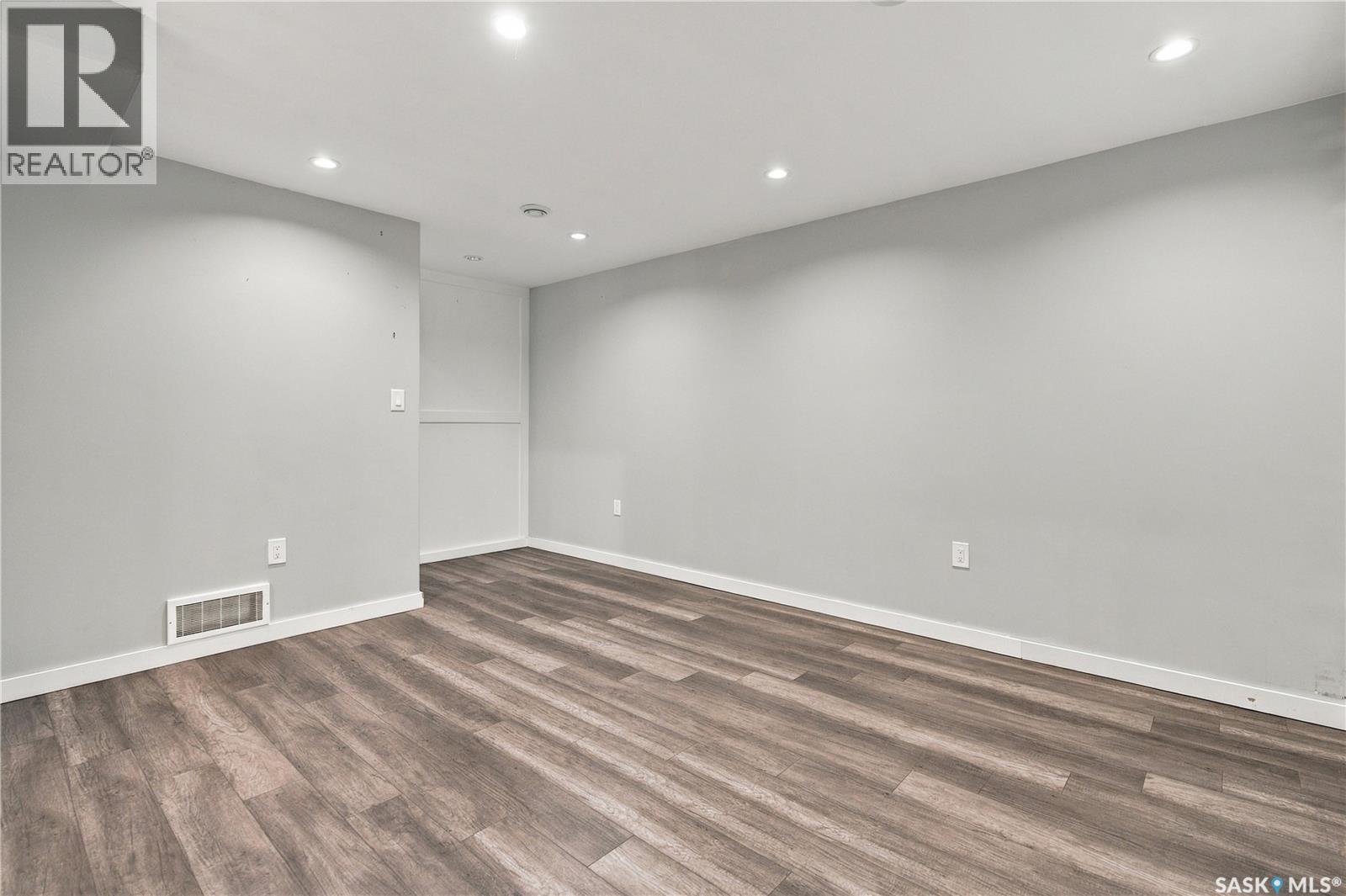46 4901 Child Avenue Property Photo 34
