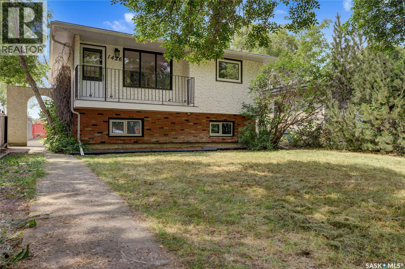 1426 Southam Street Property Photo 1