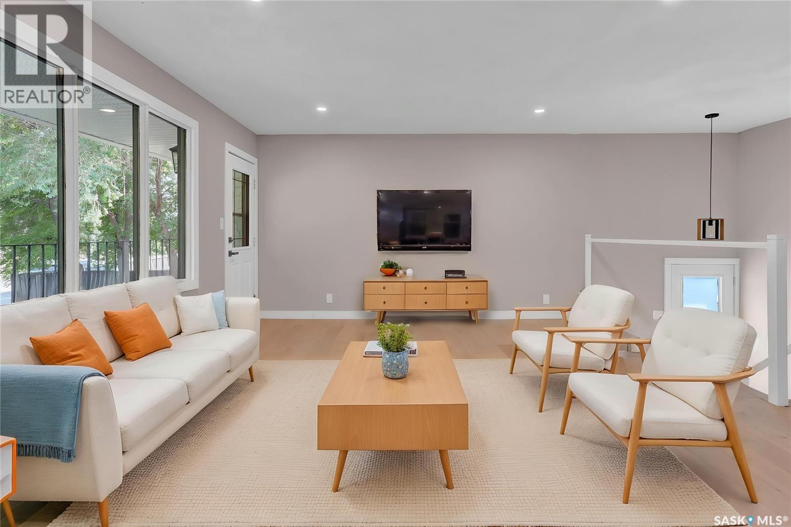 1426 Southam Street Property Photo 4