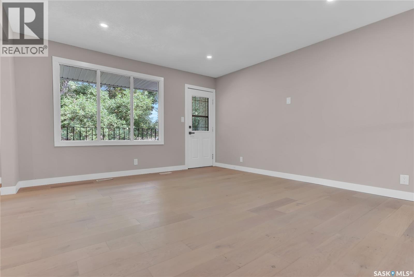 1426 Southam Street Property Photo 7