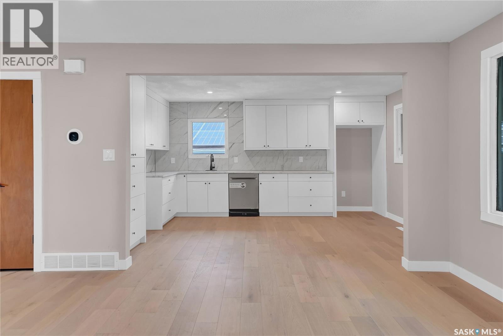 1426 Southam Street Property Photo 11