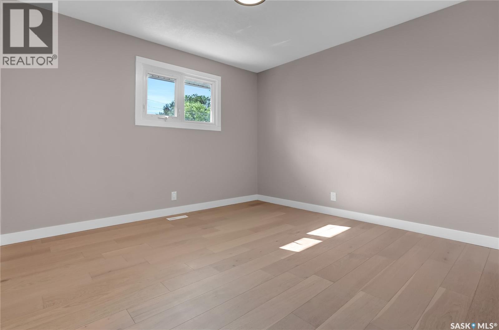 1426 Southam Street Property Photo 22