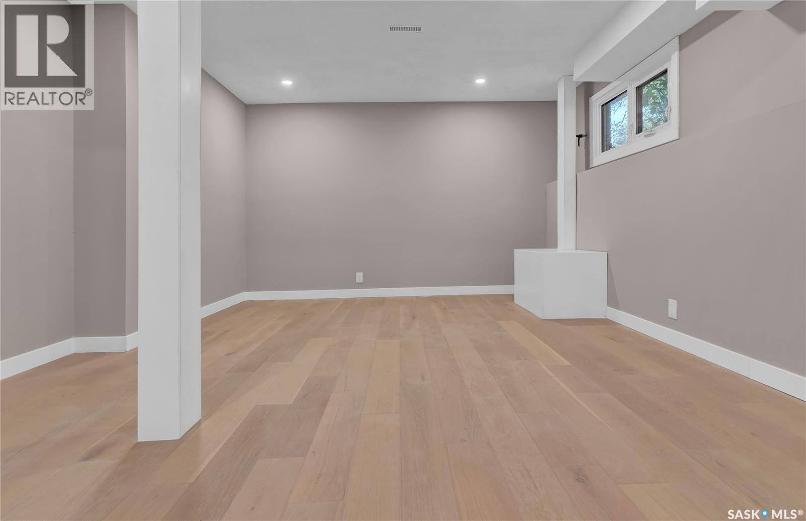 1426 Southam Street Property Photo 32