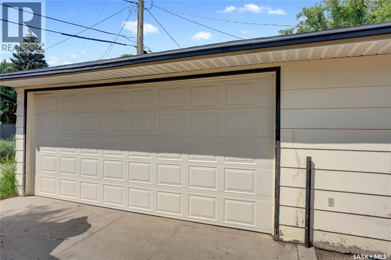 1426 Southam Street Property Photo 43