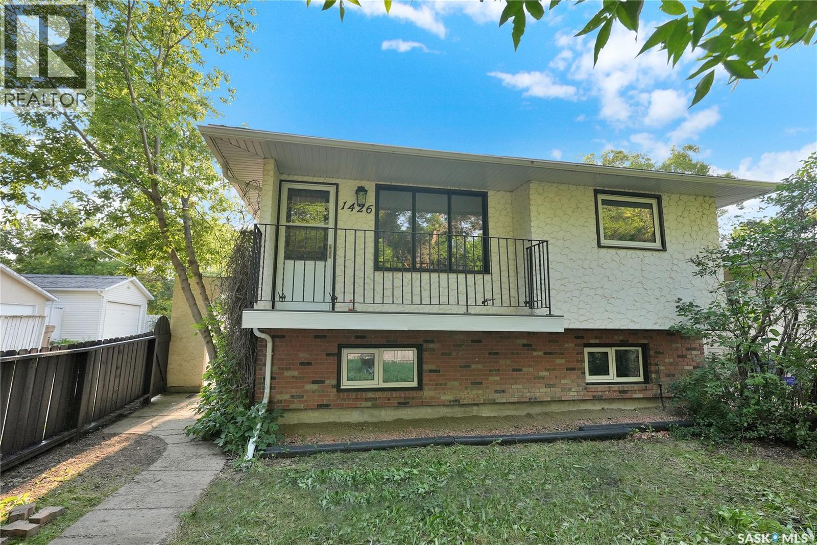 1426 Southam Street Property Photo 44