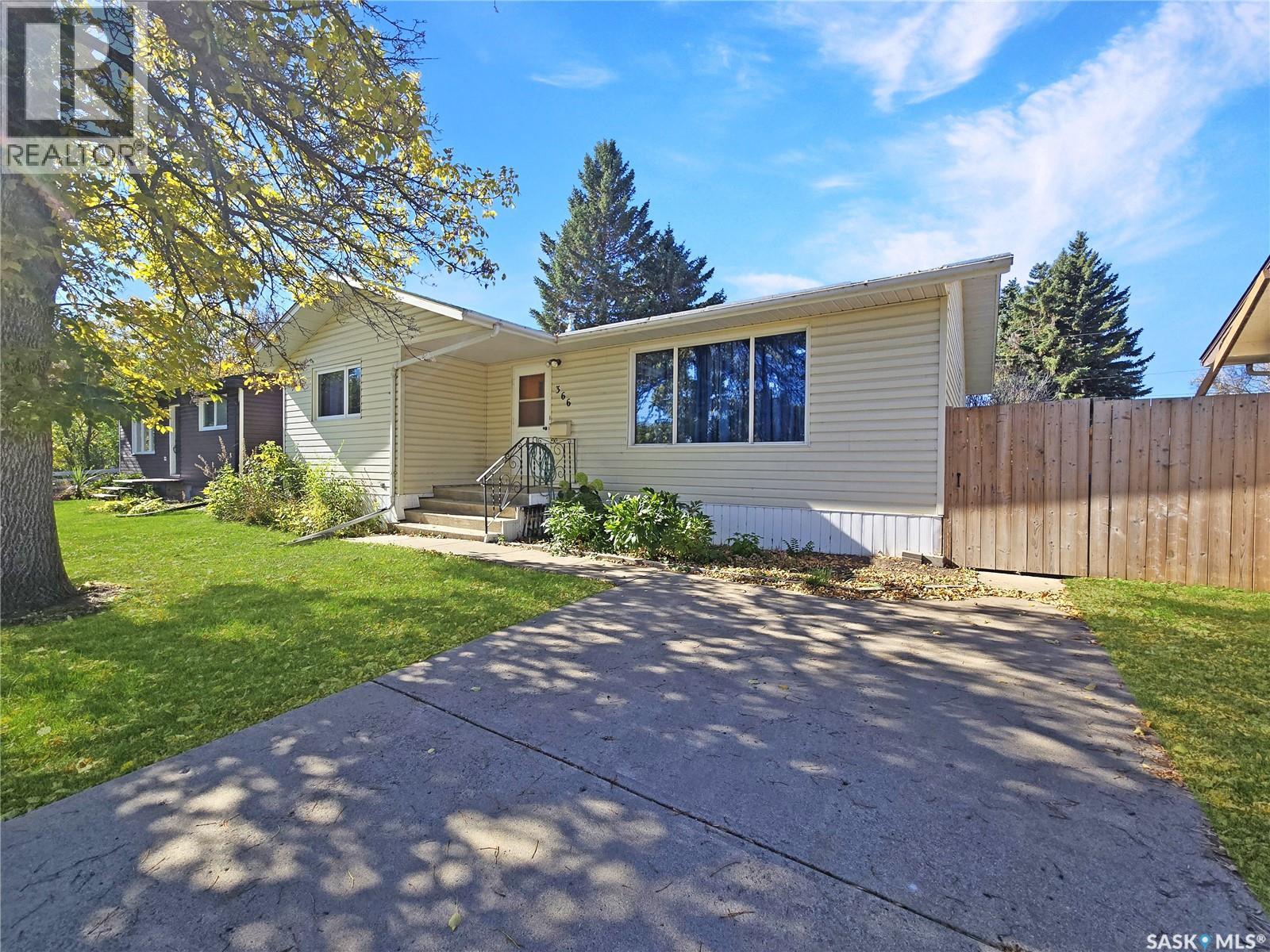 366 Hudson Avenue Property Photo 1