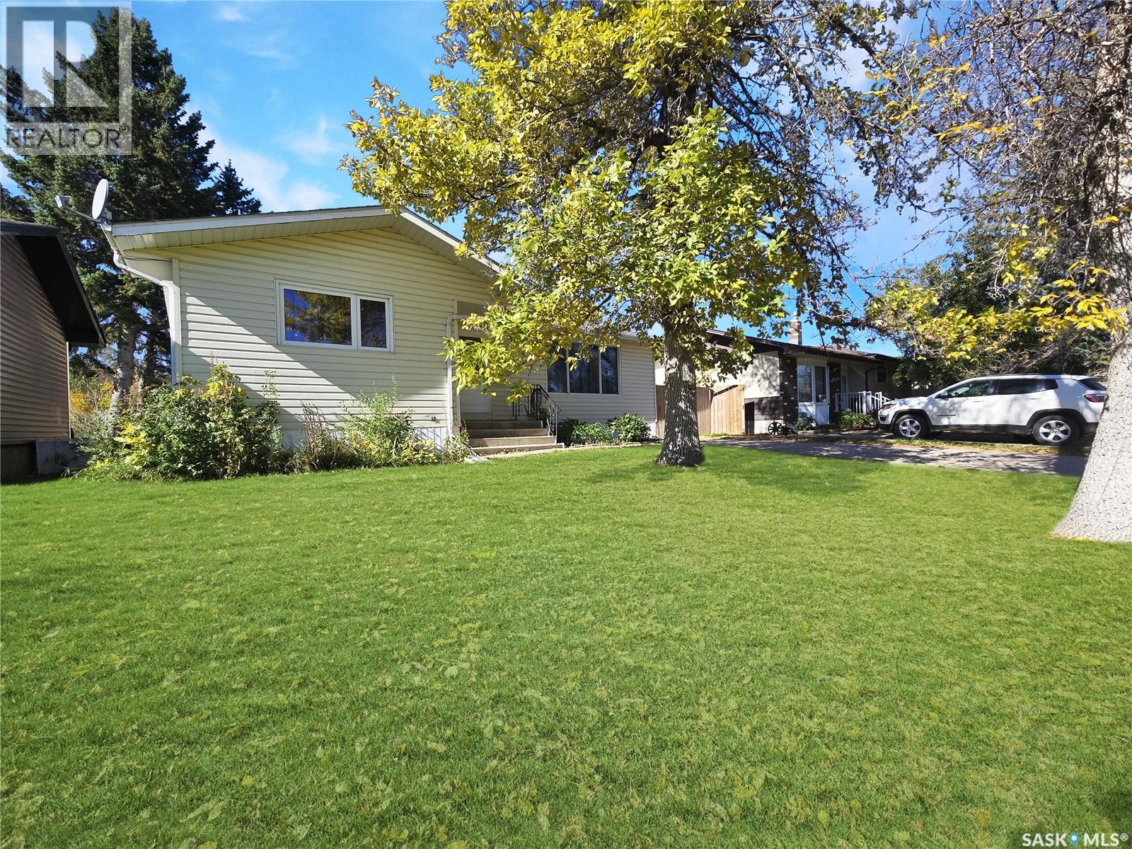 366 Hudson Avenue Property Photo 2