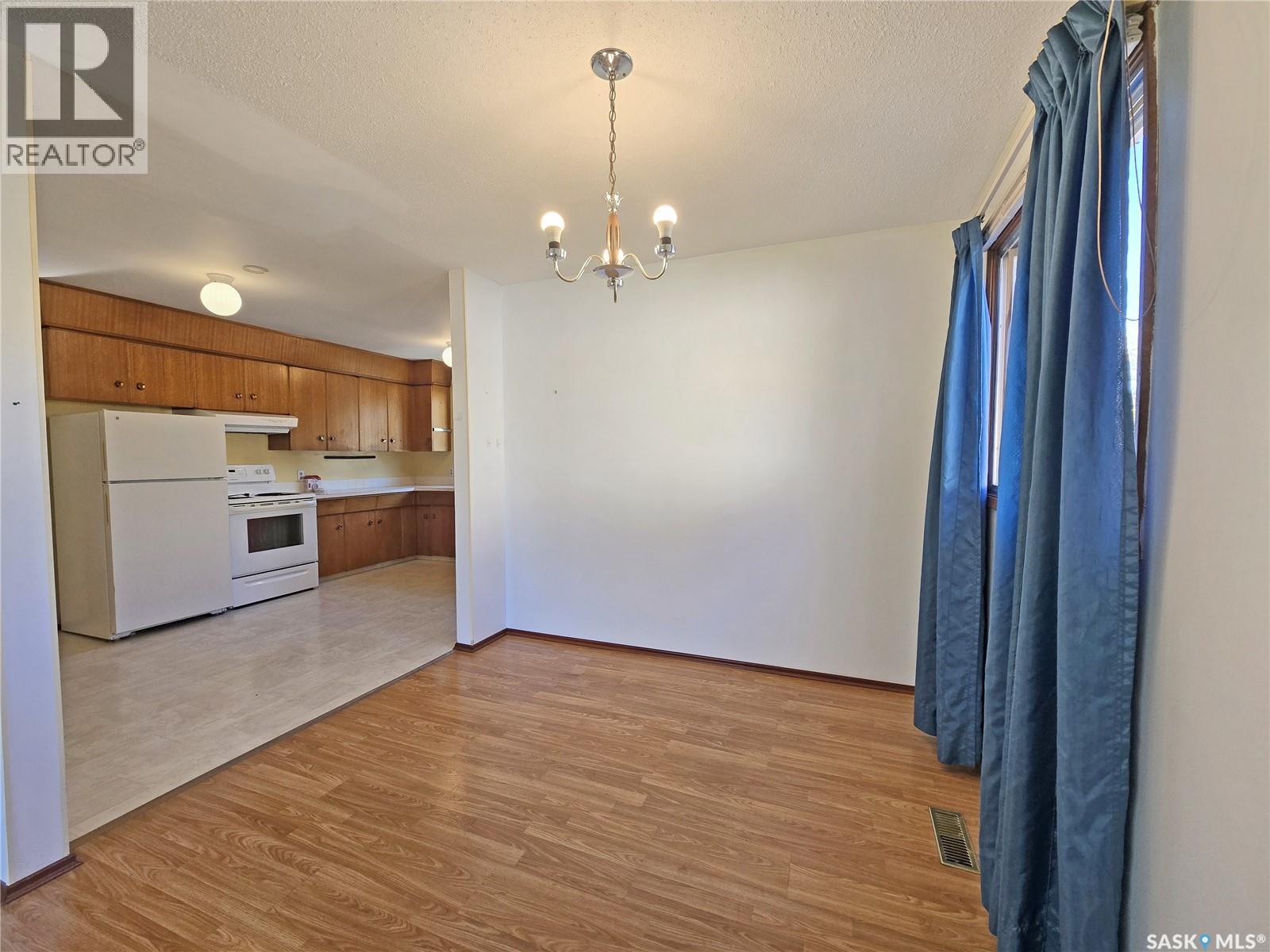 366 Hudson Avenue Property Photo 10