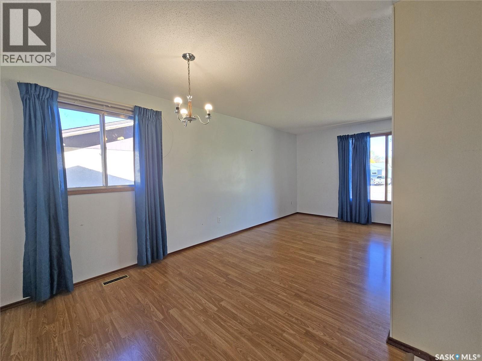 366 Hudson Avenue Property Photo 12