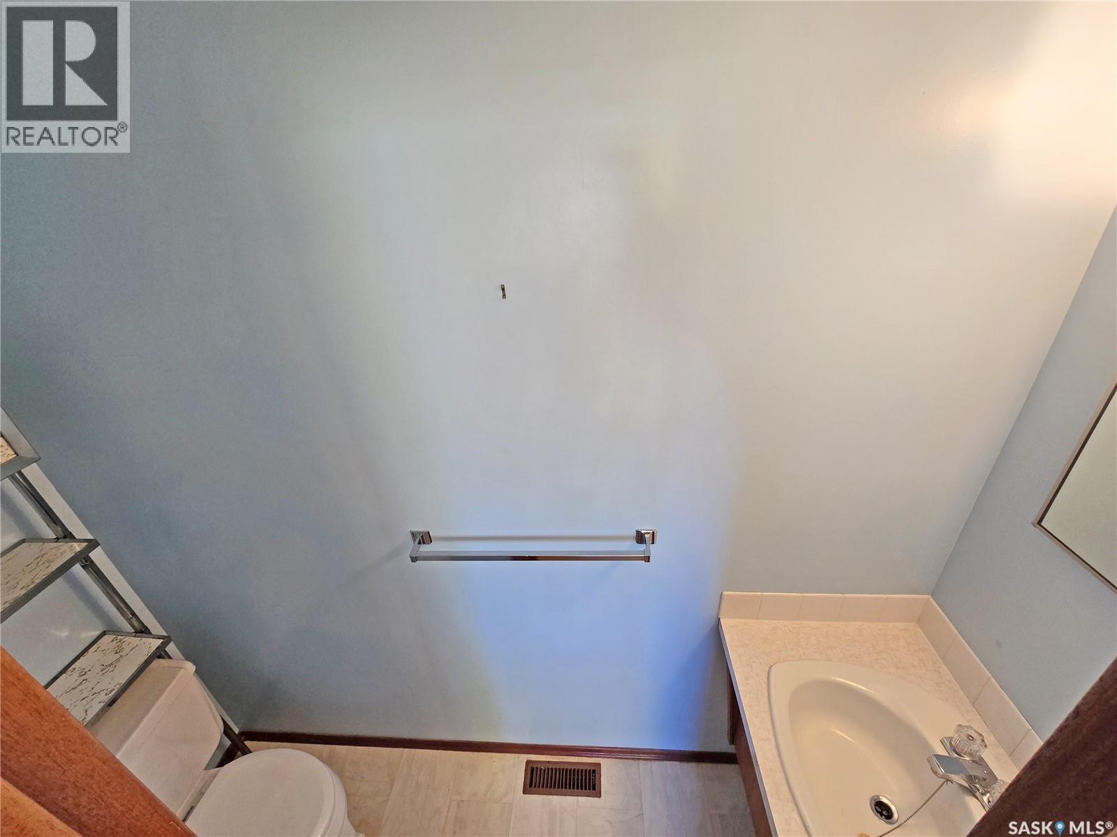 366 Hudson Avenue Property Photo 19