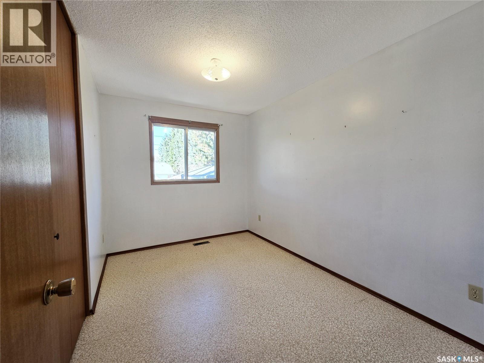 366 Hudson Avenue Property Photo 20