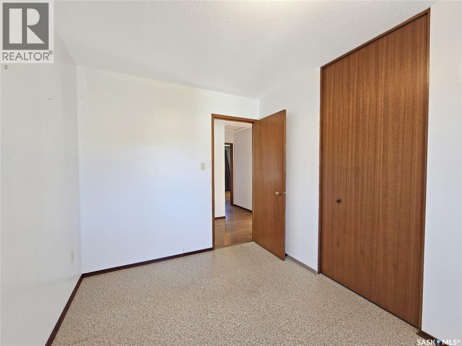 366 Hudson Avenue Property Photo 21