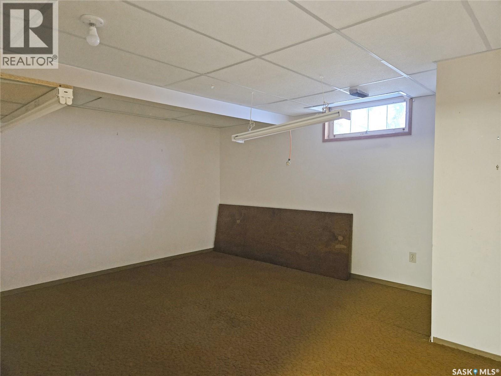 366 Hudson Avenue Property Photo 27