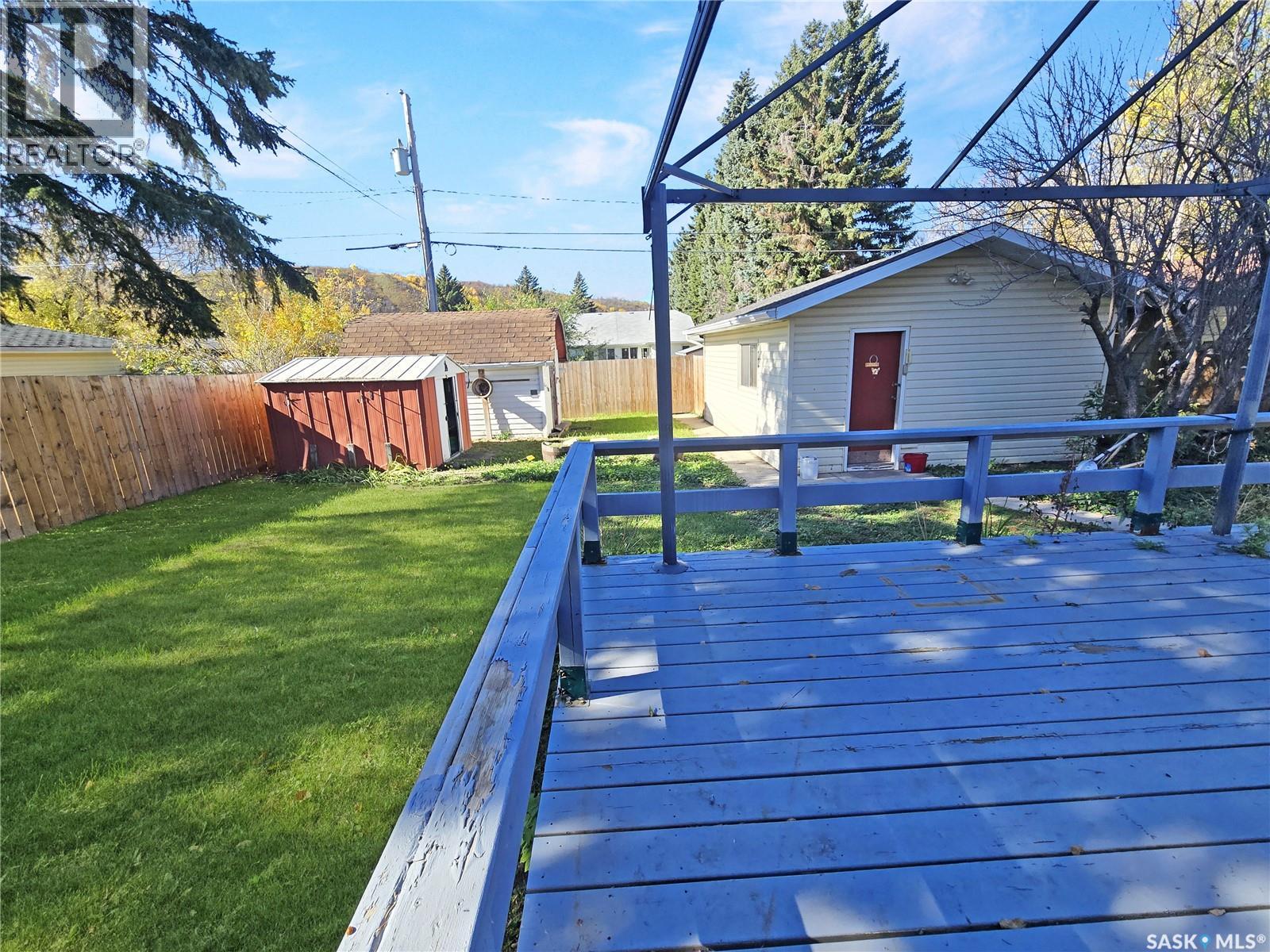 366 Hudson Avenue Property Photo 30