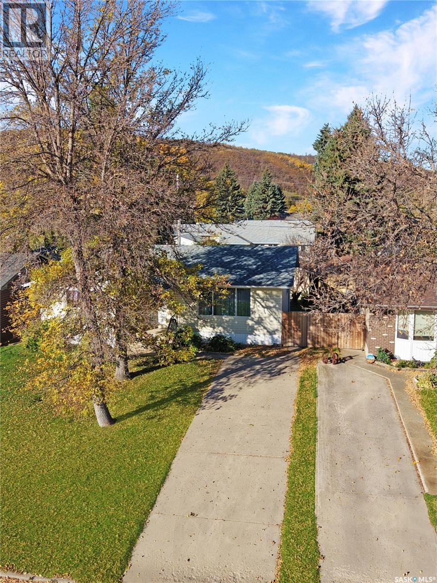 366 Hudson Avenue Property Photo 35