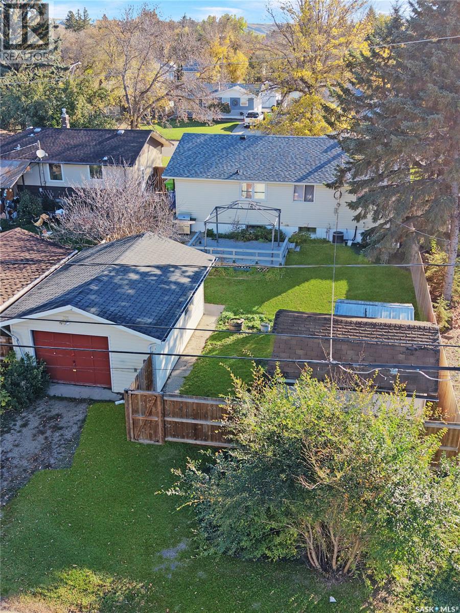 366 Hudson Avenue Property Photo 37