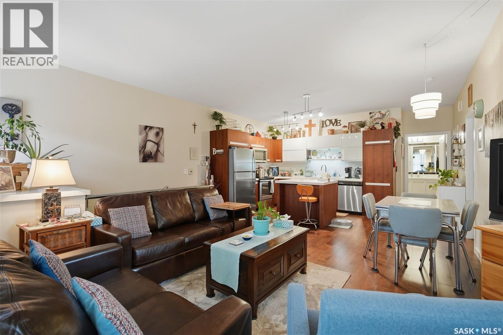416 2315 Mcclocklin Road Property Photo 7
